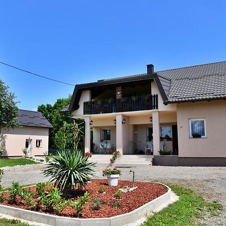 Apartments Green Linden Rakovica Zewnętrze zdjęcie
